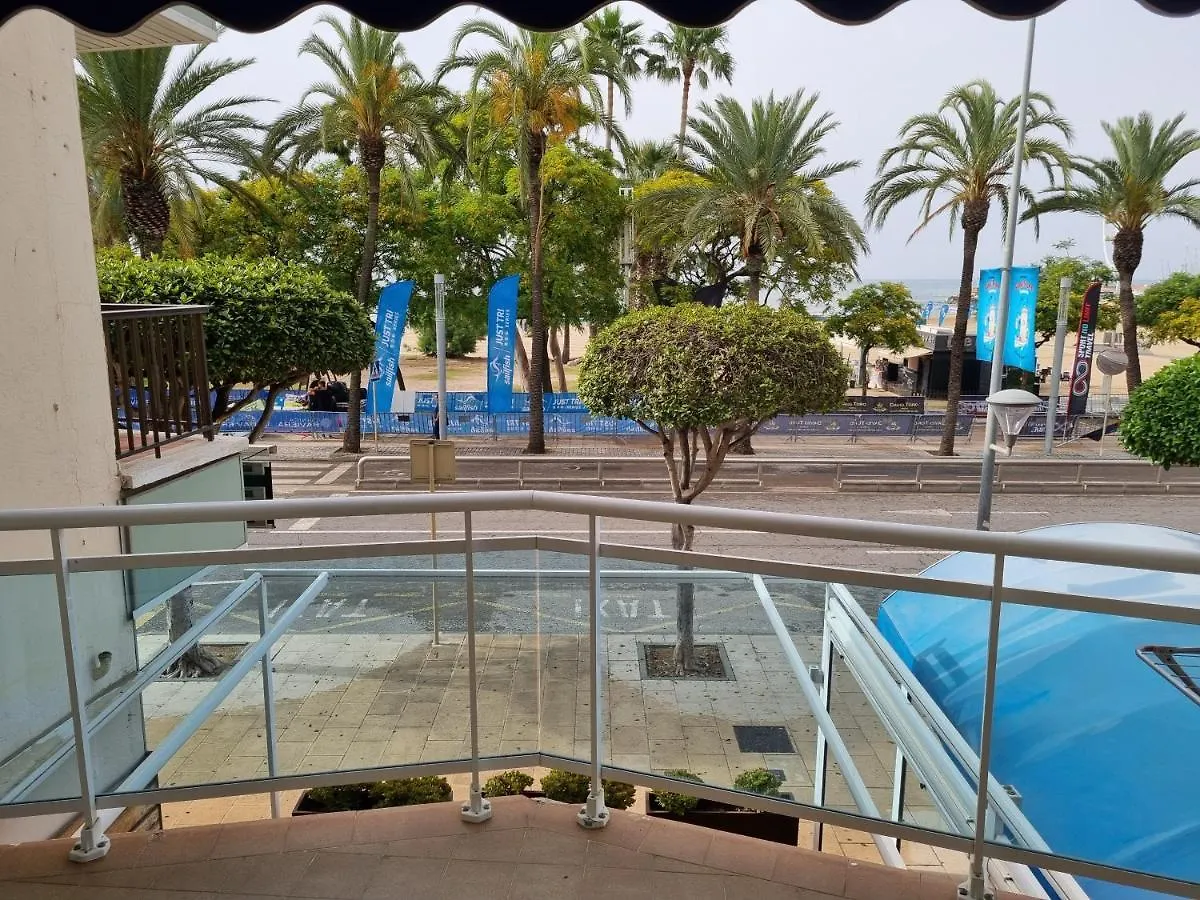 Apartamento Primera Linea Mar Cambrils Cerca Puerto location